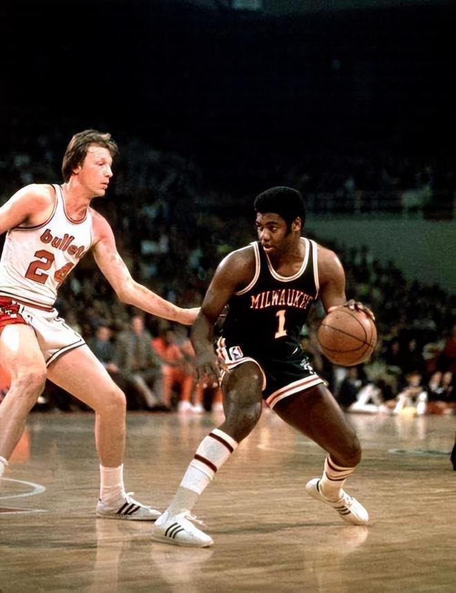 体育英超：狼队0-1不敌阿森纳 升至积分榜第五