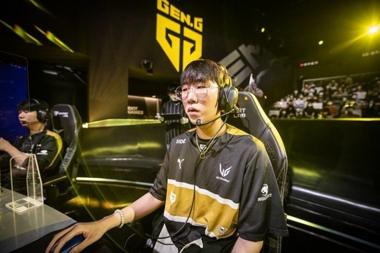 经验或对抗 经验或对抗